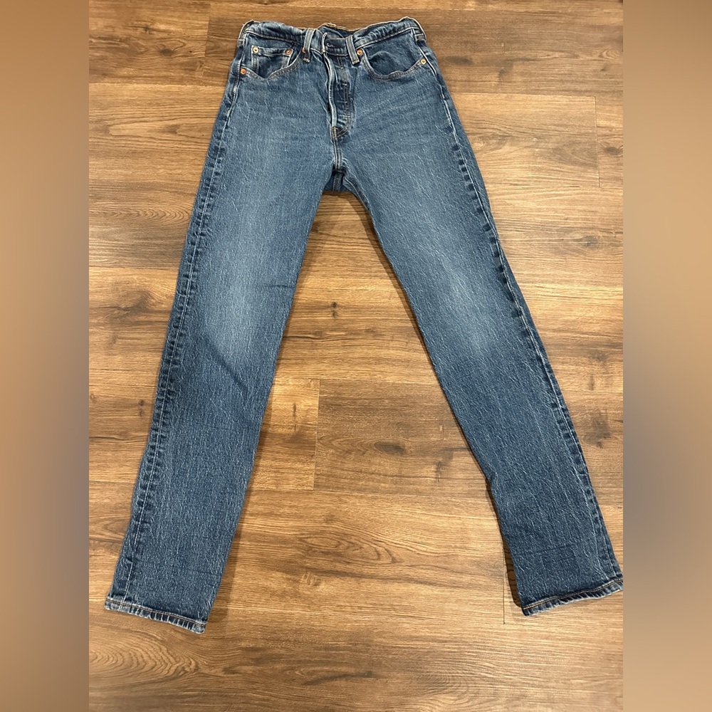 Levi’s 501 Button Fly Loose Fit jeans